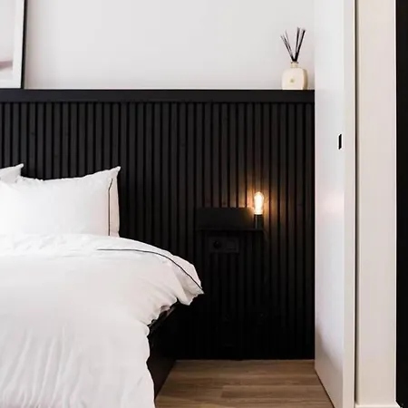 דירה Gorgeous Getaway In The Old Centre 2 אנטוורפן